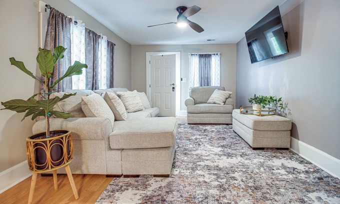 Wilmington Apartment | 1 Mi to Dtwn Wilmington: Apt in Cargo District
