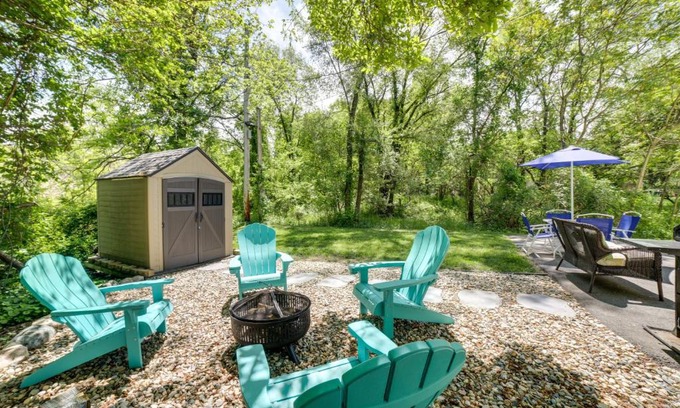 Miller Beach House | Beachside Gary Vacation Rental with Ocean View Awaits!