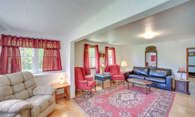 Laurium Cottage | Cozy Calumet Township Cottage - Steps from Lake Superior