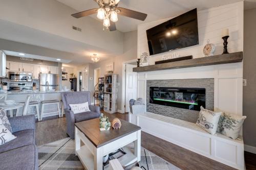 Notch Estates Apartment | Family-Friendly Branson West Condo Near Silver Dollar City