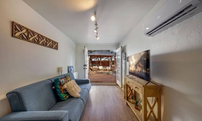 Iron Horse House | Prime Location Casita Near 4th Ave & Congress - Perfect Stay
