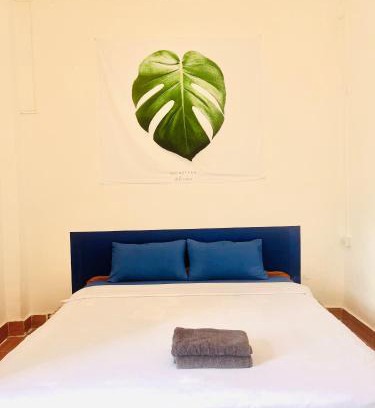 Bokeo Province House | Convenient Stay: 1 Min to Slow Boat Guesthouse, Rated 9.4