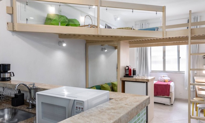 Copacabana House | Pet-Friendly Studio Steps from Copacabana's Beautiful Beach