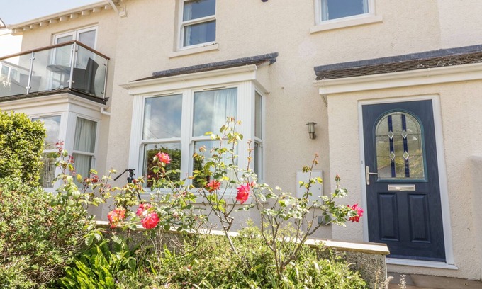 Salcombe Cottage | Pet-Friendly 1 Orchard Cottages with Garden in Salcombe