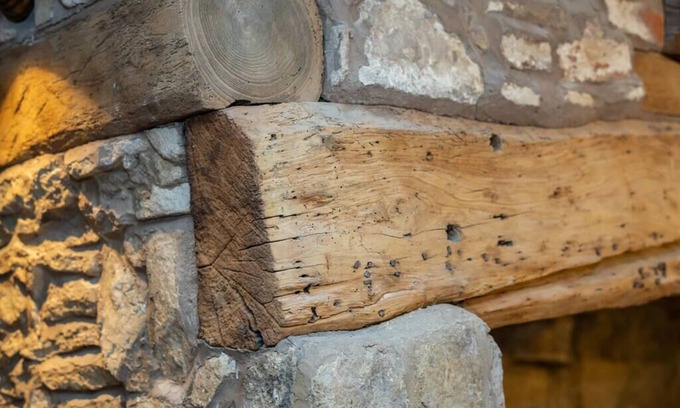 Brockworth House | Discover Pound Cottage: Family and Pet-Friendly Retreat