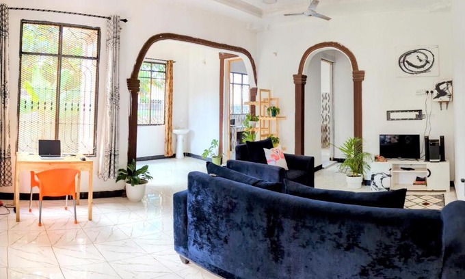 Dar es Salaam House | Cozy Shared Home at Kigamboni - Pet & Child Friendly Stay