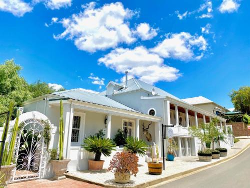 Riebeek Kasteel House | Exquisite 4-Star Stay at Royal Street Guesthouse with Pool