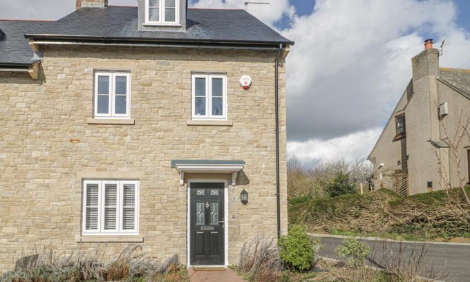 Weymouth House | Unforgettable 5-Star Stay at 1 Sutton Gate with Ocean Views