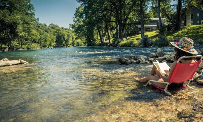 Gruene Cottage | Guest Rated 10/10: Texas Casita by the River in Gruene