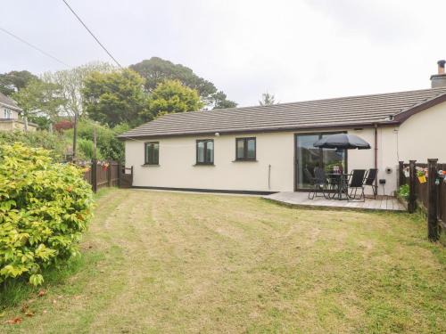 St. Buryan House | Discover The Brambles: 4-Star Pet-Friendly Retreat
