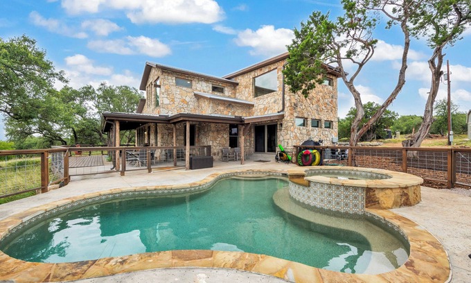 Dripping Springs House | Family Retreat Near Hamilton Pool with Kid-Friendly Amenities