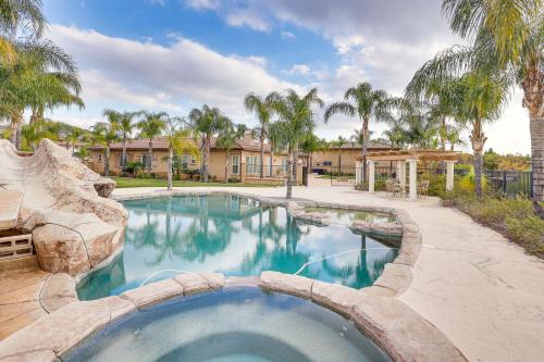 Alessandro Heights Apartment | Riverside Oasis: Ideal Retreat for Groups Near Downtown