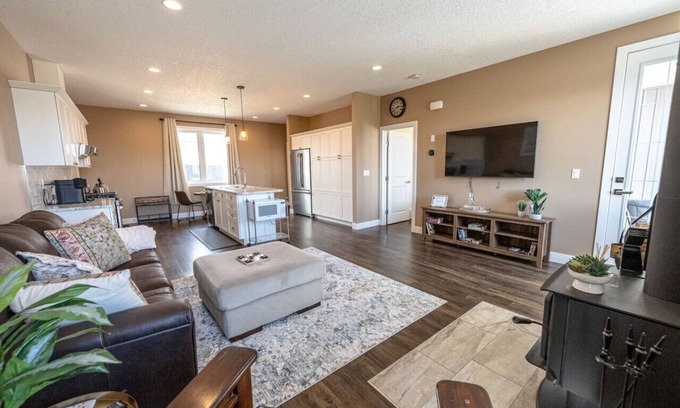 Woking House | Relaxing Country Retreat: 10 Min from Teepee Creek Rodeo