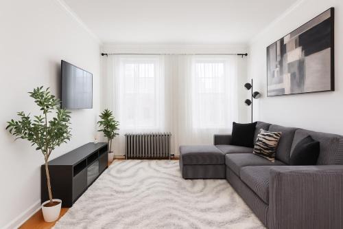 Weehawken Apartment | 10 Min to NYC Quiet 1BR Flash Deal June 22 to 25