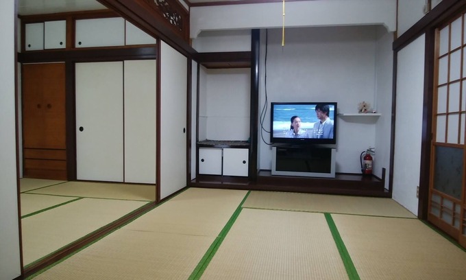 Nakazono House | Explore Minoru Minpaku: Walk to Shibushi & Family-Friendly