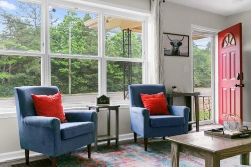 Birmingham House | Modern Stay Near Downtown – Pet Friendly in Magic City