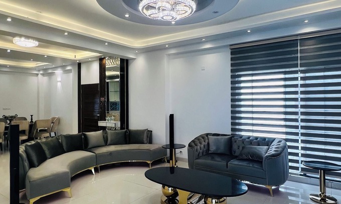 Gulshan Apartment | 10 minutes from airport, Elegant Villa in modern, secure city Basundhara R/S.