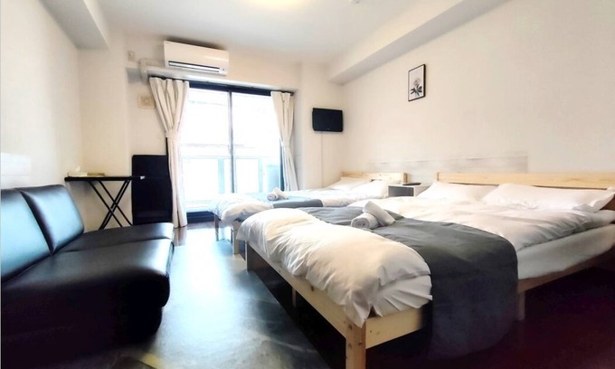 Naniwa Apartment | Conveniently Located Hotel Near JR Namba and Subway Access