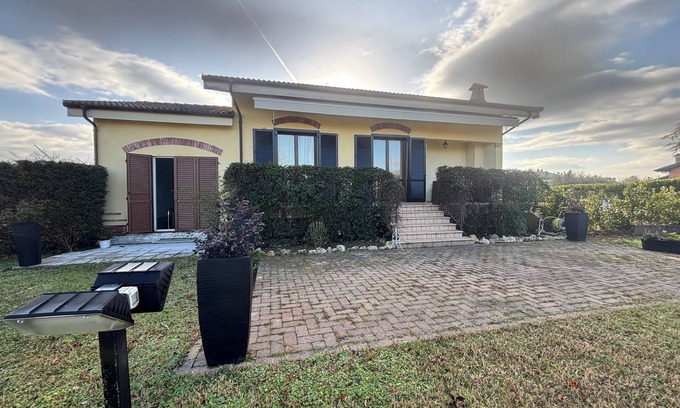 Rimini House | 10 minutes from the beach, strategically located "Villa il Castellaccio"