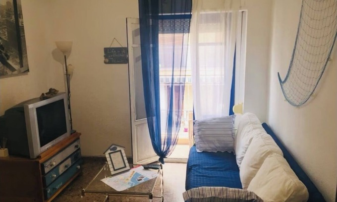 Campoamor Apartment | 10 MINUTES FROM THE RAMBLA