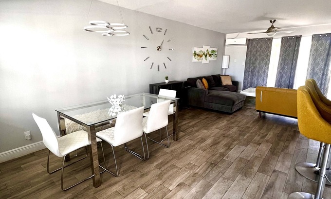 Downtown Condo | Modern Condo with Pool, Beach Just 10 Minutes Away