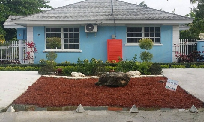 Nassau Apartment | Convenient Beach Access with Pet-Friendly Amenities