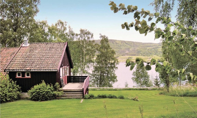 Sndre Land House | Spacious 3-Bedroom House for Families - Eco-Friendly Stay