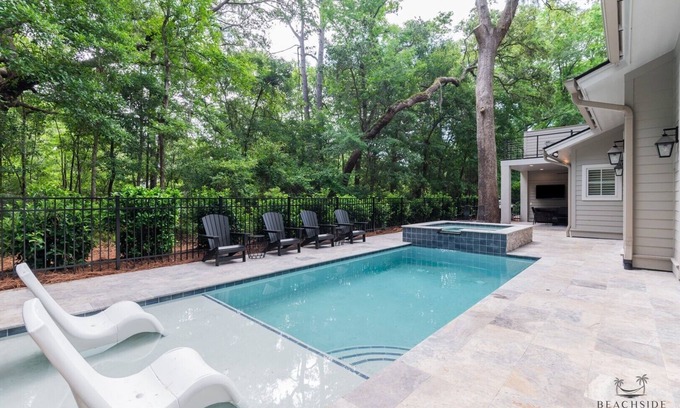 Lawton Woods House | Exceptional 10 Pender Lane Home with Private Pool & Spa