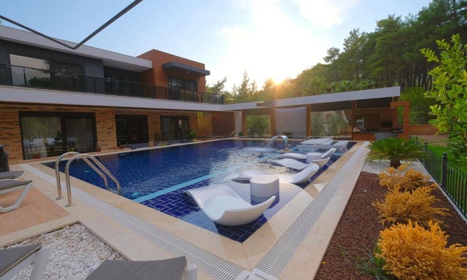 Cirali Villa | Exclusive 10-Person Villa in Scenic Antalya Olympos