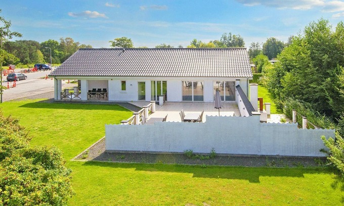 Grena Strand House | 10 person holiday home in Grenaa-By Traum