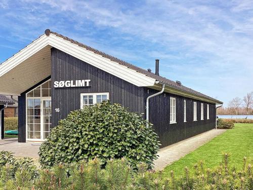 Ansager House | Spacious 10-Person Holiday Home in Ansager with Pool