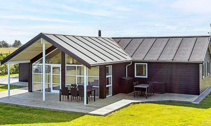 Nørre Lyngby House | Family-Friendly Four-Bedroom Holiday Home in Løkken