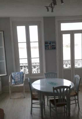 Le Treport Apartment | Oceanfront Retreat at 10 Quai François 1er - Rated 9.1/10