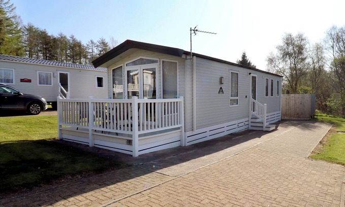 Swarland Cottage | 10 WOODLANDS WAY, pet friendly, with a garden in Longframlington