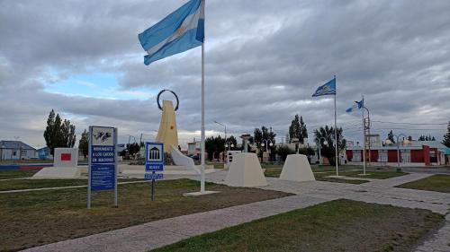 Rio Gallegos Apartment | Welcoming 100 Años Ciprés: Pet-Friendly with Breakfast