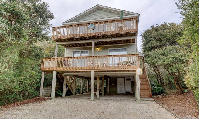 Surf City House | 100 Steps to the Beach.Pet Friendly