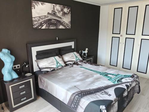 Granadilla de Abona Apartment | Steps to the Sand: Oceanfront 4-Star Hotel with Pool