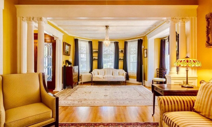 Gananoque Bed & Breakfast | Relaxing Stay at 1000 Islands B&B – The Bulloch House