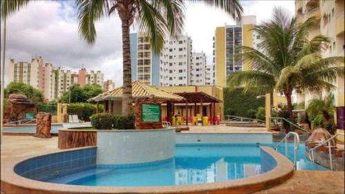 J Jeriquara Apartment | Relax and Unwind at 1004-Ap-com: Water Park Fun & Fast Wi-Fi