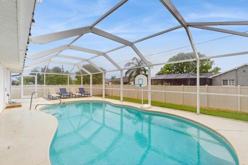 Trafalgar House | 1006 SW 8th Ct