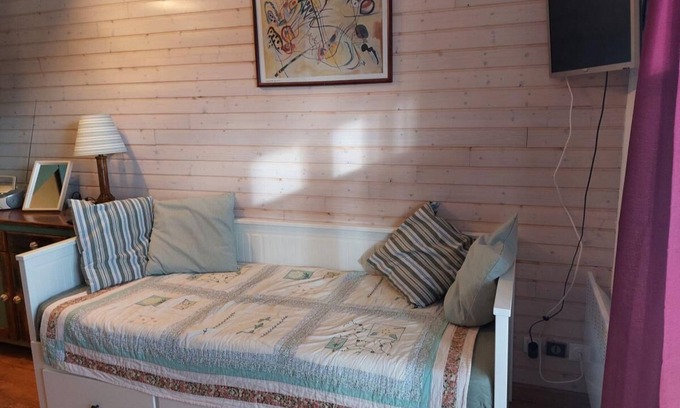 Mont-de-Lans Apartment | Convenient Ski Access and Family-Friendly Amenities in Les 2 Alpes