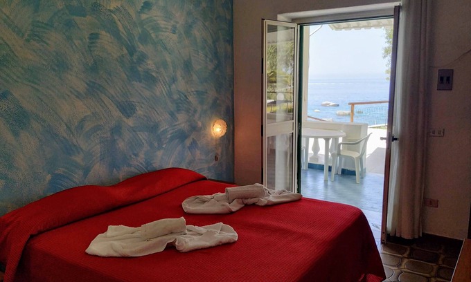 Forio Apartment | Beachside Retreat with Pool, Garden, and Family-Friendly Amenities