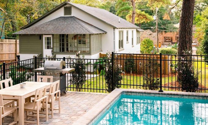 Fairhope House | Unforgettable Stay at 102 the Church St Collection with Pool