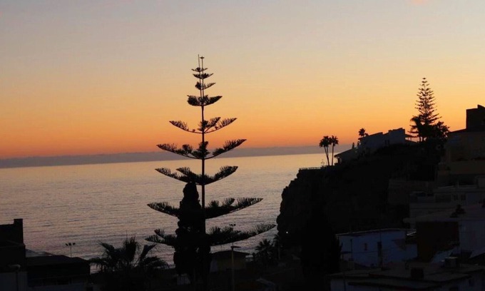 La Cala del Moral Apartment | Oceanfront 1025 Apartment Azahara with Spa & Breakfast