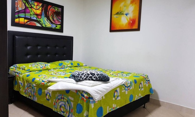 El Poblado Apartment | Modern 104b Apartment in Poblado, San Lucas: Family-Friendly