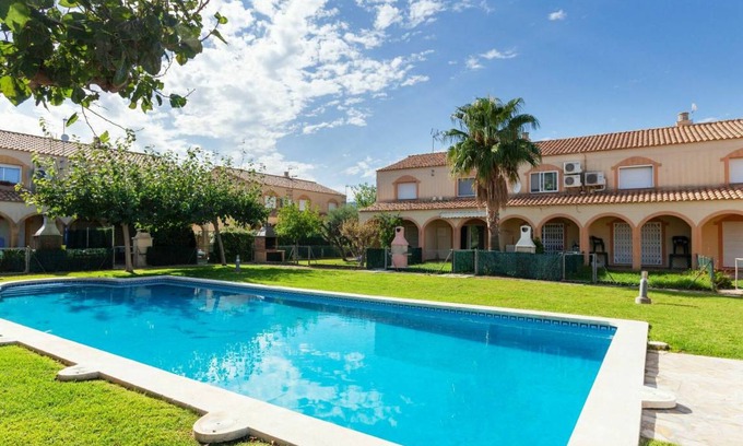 Miami Platja Villa | Spacious 3-Bedroom Villa with Pool for Family Getaways