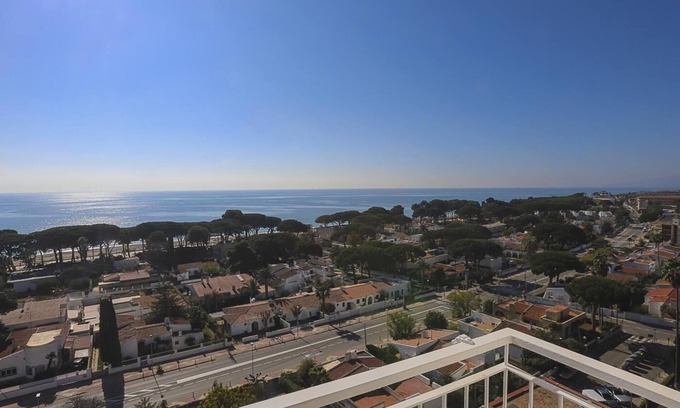 Vilafortuny Apartment | Experience Elegance at La Torre Deluxe in Cambrils