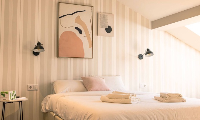 Sao Bento Apartment | Cozy 106 Letter Apartment in Lisbon - Perfect for Families!
