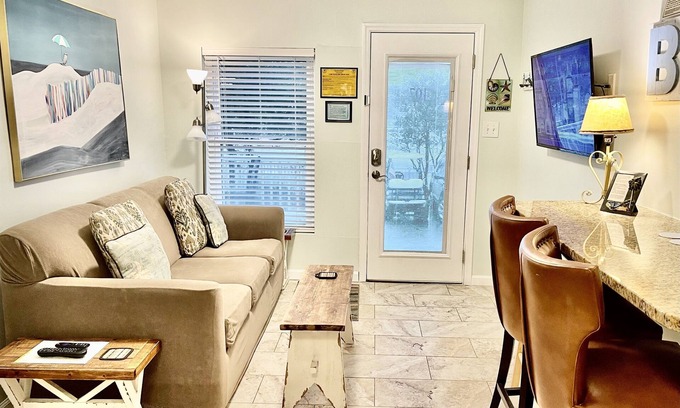 Isle of Palms Condo | Cozy Corner Retreat: Oceanfront Bliss with Pet-Friendly Perks