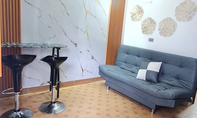El Poblado Apartment | Cozy Poblado Apartment - Family Friendly & Perfectly Rated